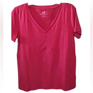 Gap V Neck Tee